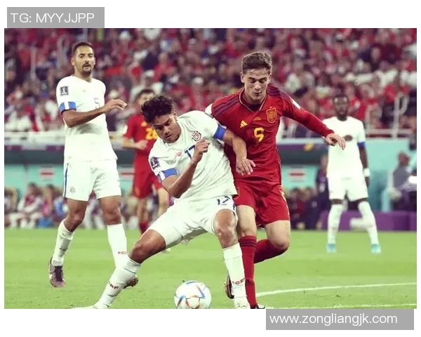 披11号球衣的足球明星们在绿茵场上的传奇故事与辉煌成就